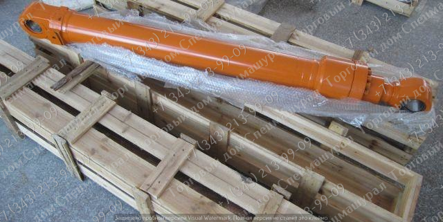 Гидроцилиндр стрелы Hitachi EX220-5; артикул: 9147231 Гидроцилиндр стрелы Hitachi EX220-5; артикул: 9147231