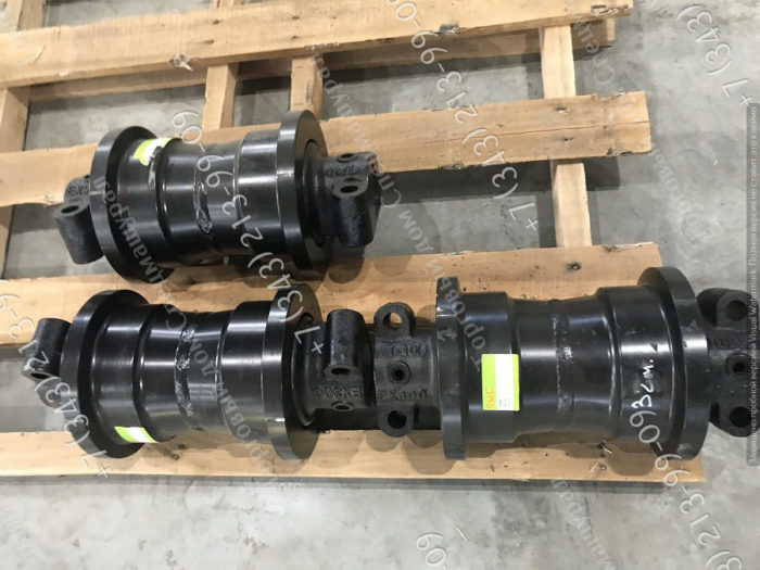 Каток поддерживающий 9250478 Hitachi ZX450-3 Каток поддерживающий 9250478 Hitachi ZX450-3