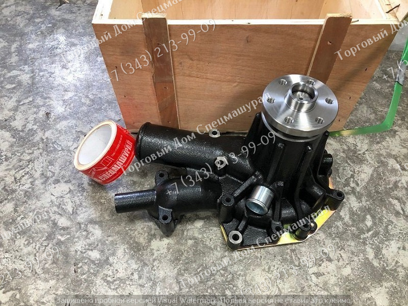 1136501331 помпа водяная Isuzu 6HK1
